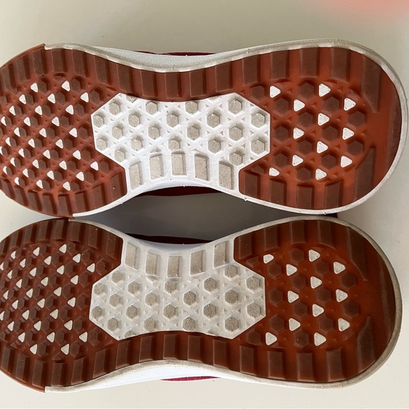 Adidas Men's White and Red Sneakers - Picture 5 of 5